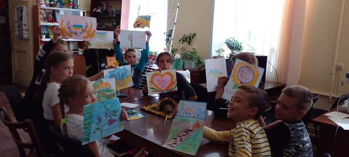  Drobyshevska Village Library of the Public Library of the Lyman AH of the Kramatorsk Rayon of the Donetsk Oblast 2.jpg