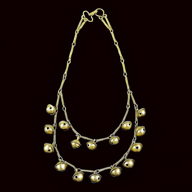 https://gallery.sucho.org/files/original/brass-necklace.jpg