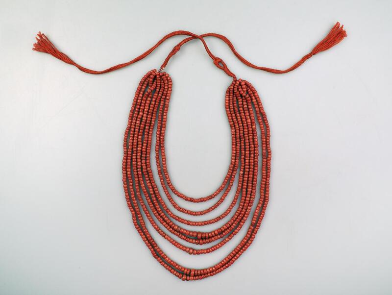 https://gallery.sucho.org/files/original/coral_necklace_line39.jpeg