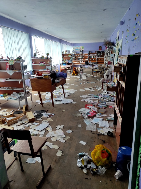Novopetrivka Public Library, Shyroke OTG. 7.jpg