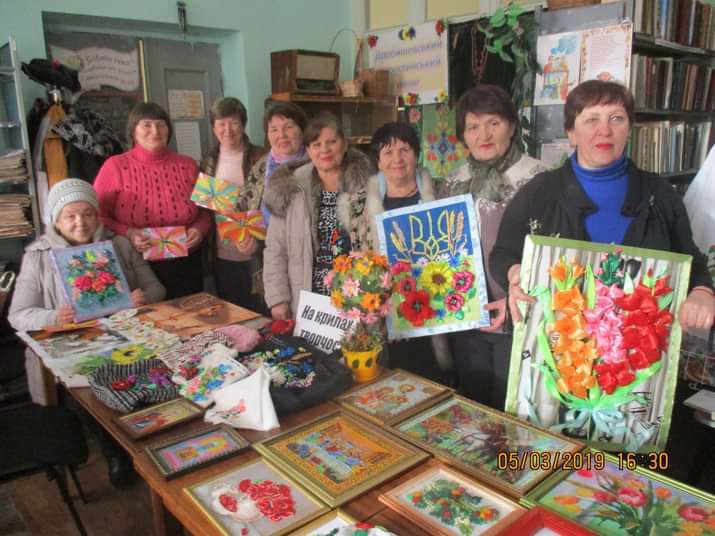  Drobyshevska Village Library of the Public Library of the Lyman AH of the Kramatorsk Rayon of the Donetsk Oblast 5.jpg